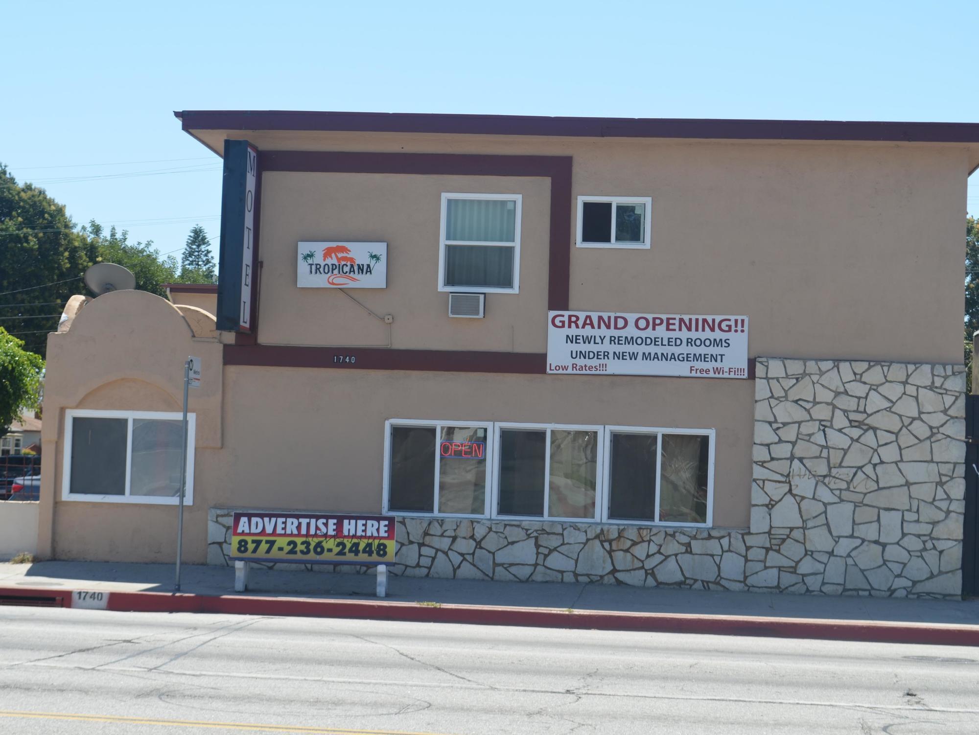 Tropicana Motel Compton Exterior photo